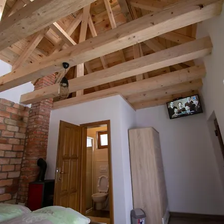 Hajducka Cesma Inn *