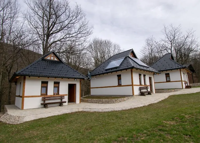 Hajducka Cesma * Dubovsko